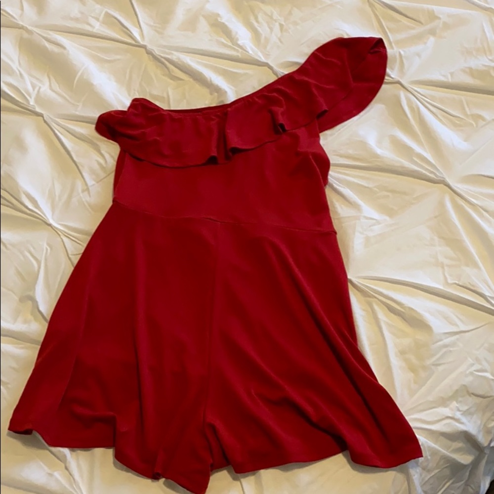 EXPRESS SIZE 8 Red one shoulder jumper, worn once